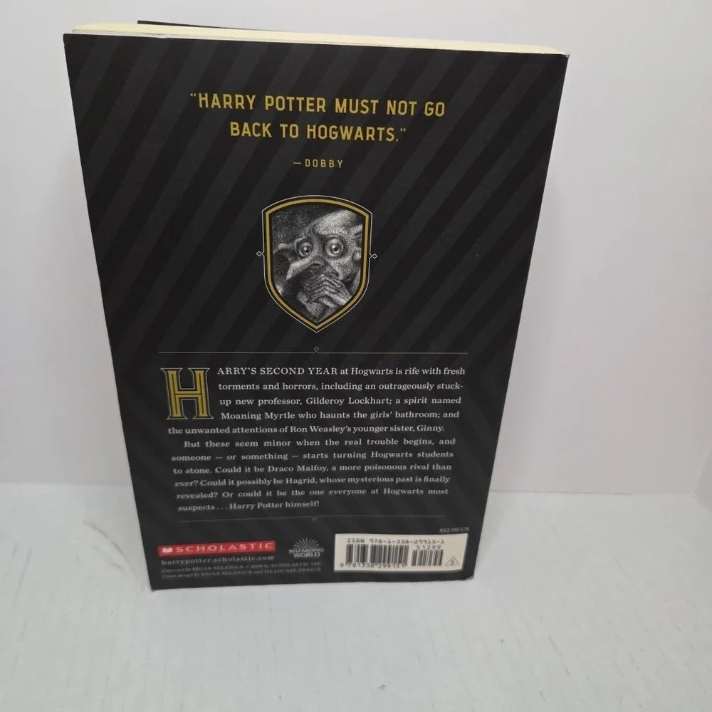 Harry Potter and the Chamber of Secrets (Harry‎ Potter, Book 2): Volume 2